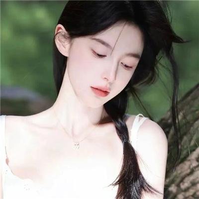 黑衣女子的香气